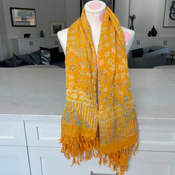 Curious Designs Boho Rayon Floral Print Fringed Scarf/Wrap Golden Rod Yellow - Picture 5 of 11